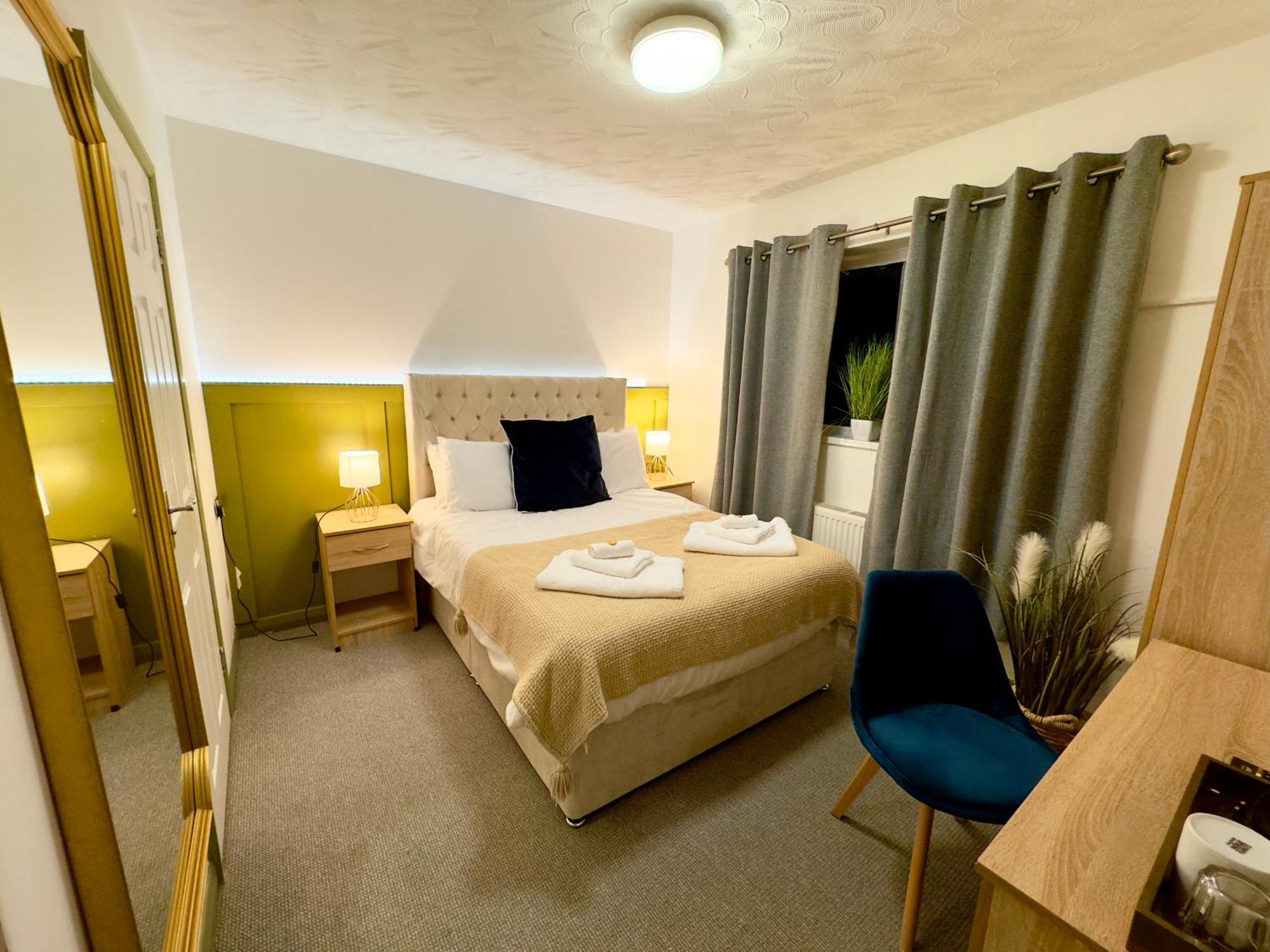 Coastal Park Accommodation Лланеллі Екстер'єр фото